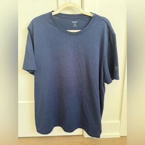 Men’s Old Navy Workout Top